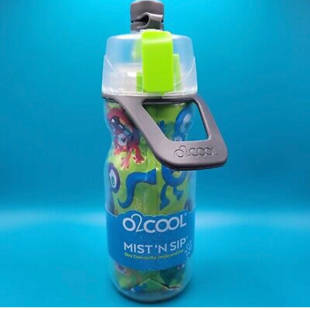 New 12 Ounce Arctic Squeeze Green Monsters